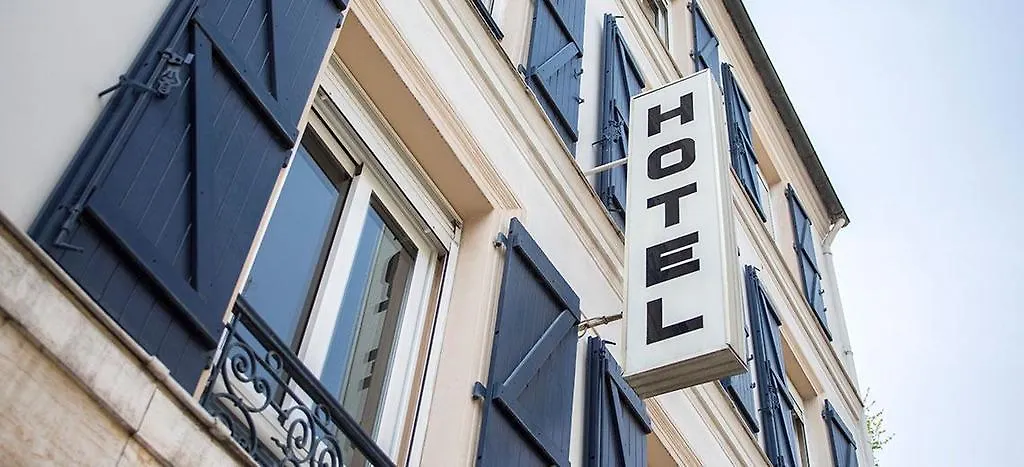 Hotel De La Loire-1