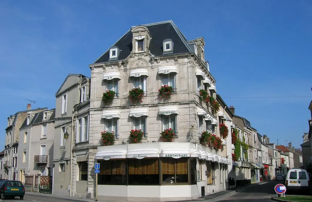 Hôtel Restaurant Des Remparts-1