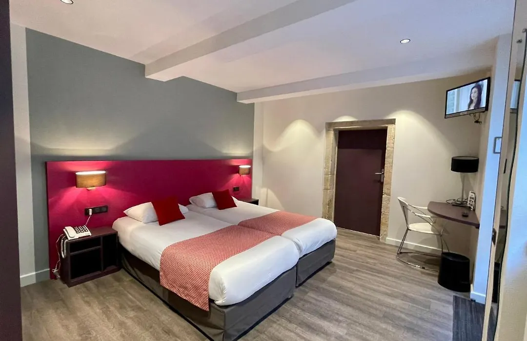 Logis Hotel De Bretonniere - Beaune Centre-1