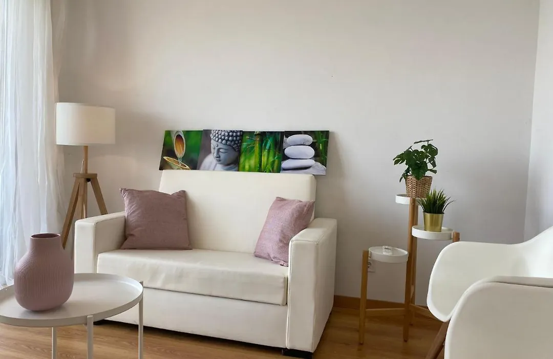 Comfortable Bedrooms In Apartment With River View-1