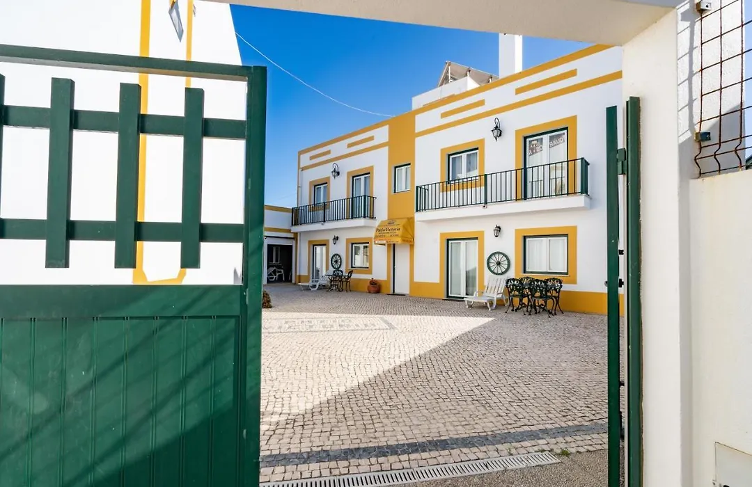 Apartamentos Pátio Victória by Umbral-1