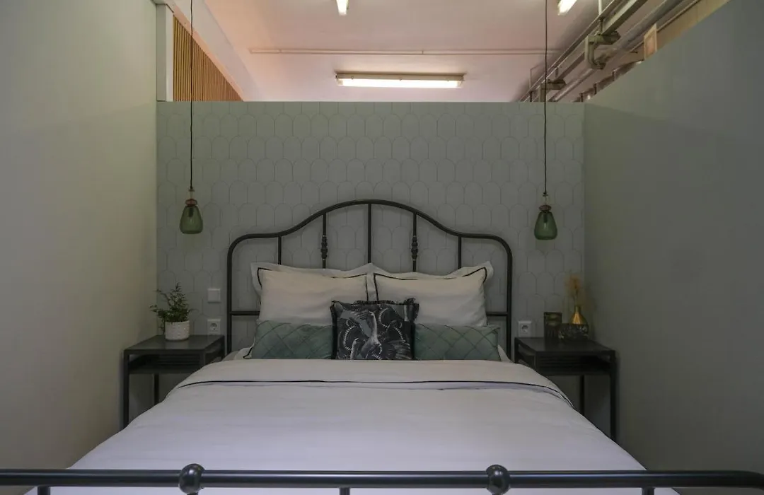 B&B SJLAOPE BIEJ DE SJLÈCHTER (slapen bij de slager)-1