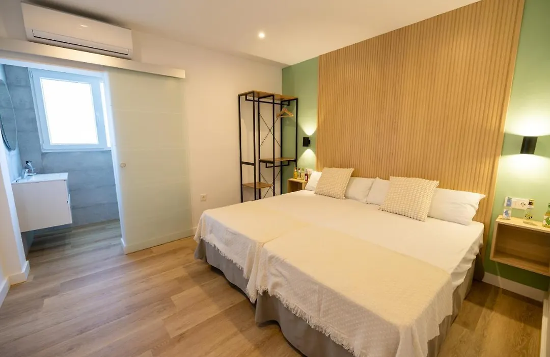 Hostal Royal Bliss-1