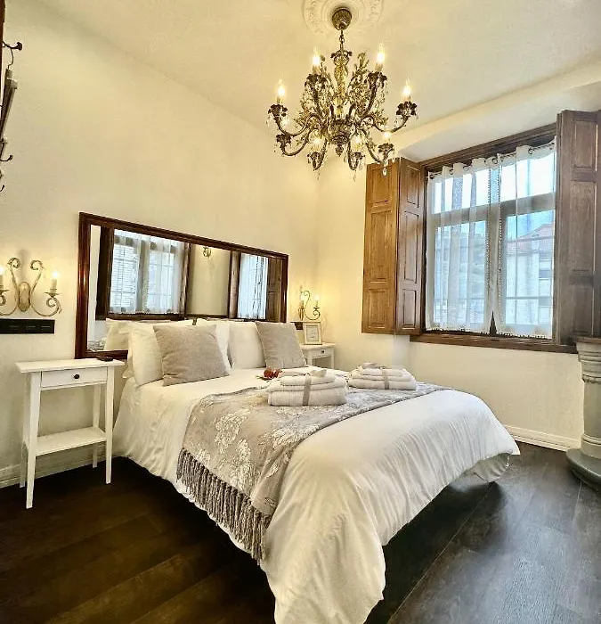 Claren'S Boutique Rooms-1