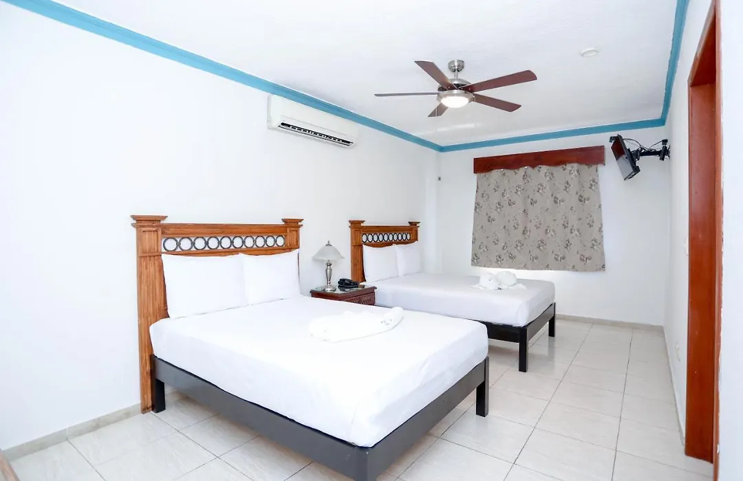Hotel Avenida Cancun-1