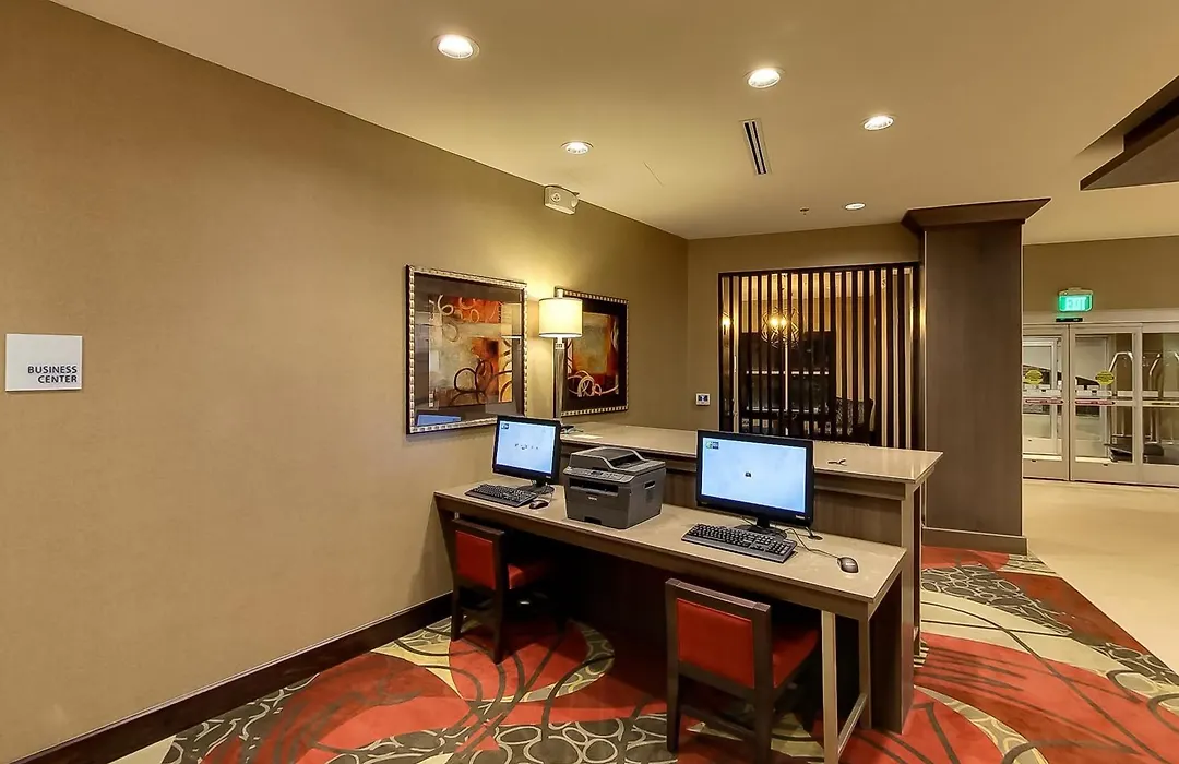 Holiday Inn Express & Suites Plymouth - Ann Arbor Area By Ihg-1