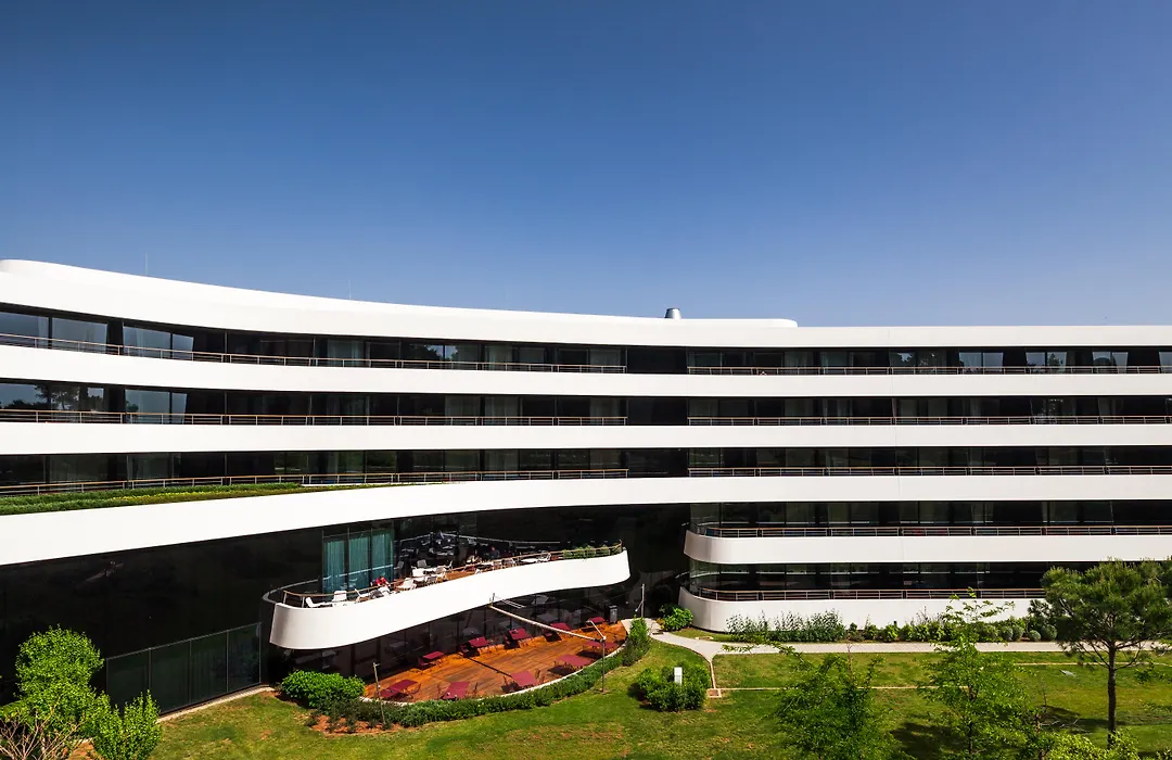 Lone Hotel By Maistra Collection-1