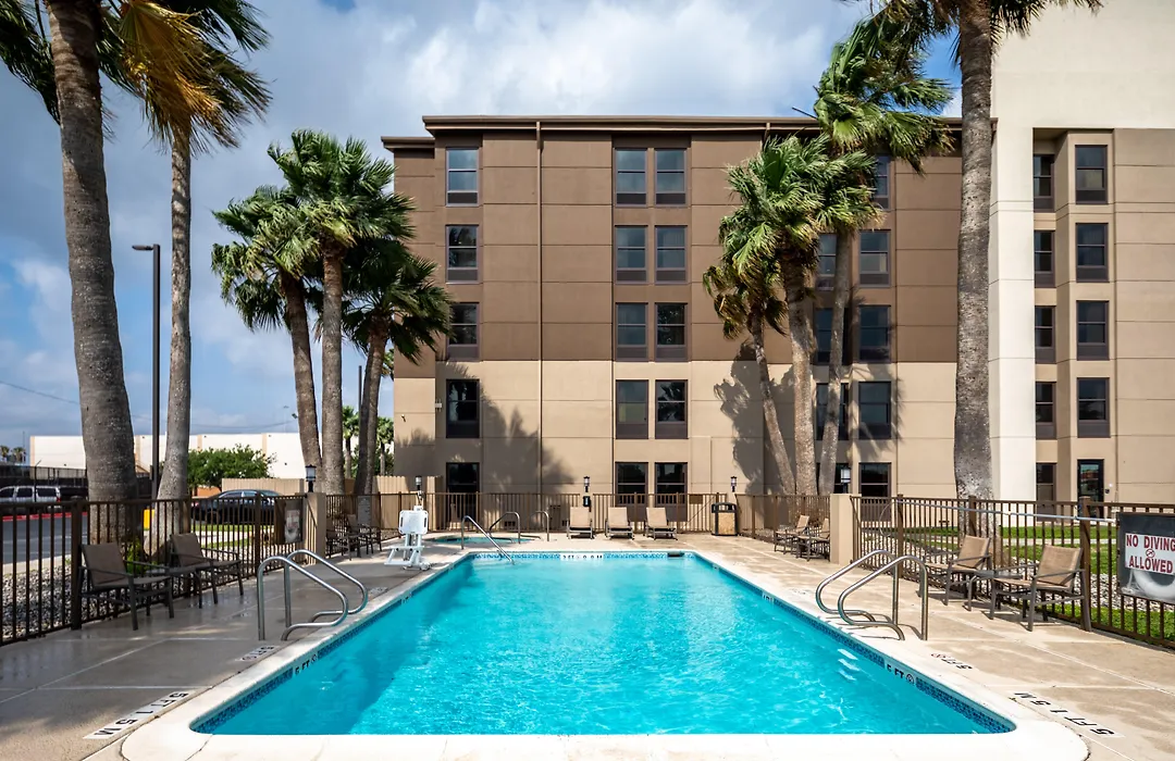 Holiday Inn Express-1