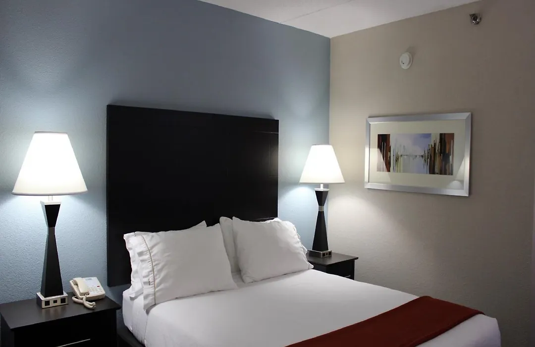 Holiday Inn Express Forsyth By Ihg-1