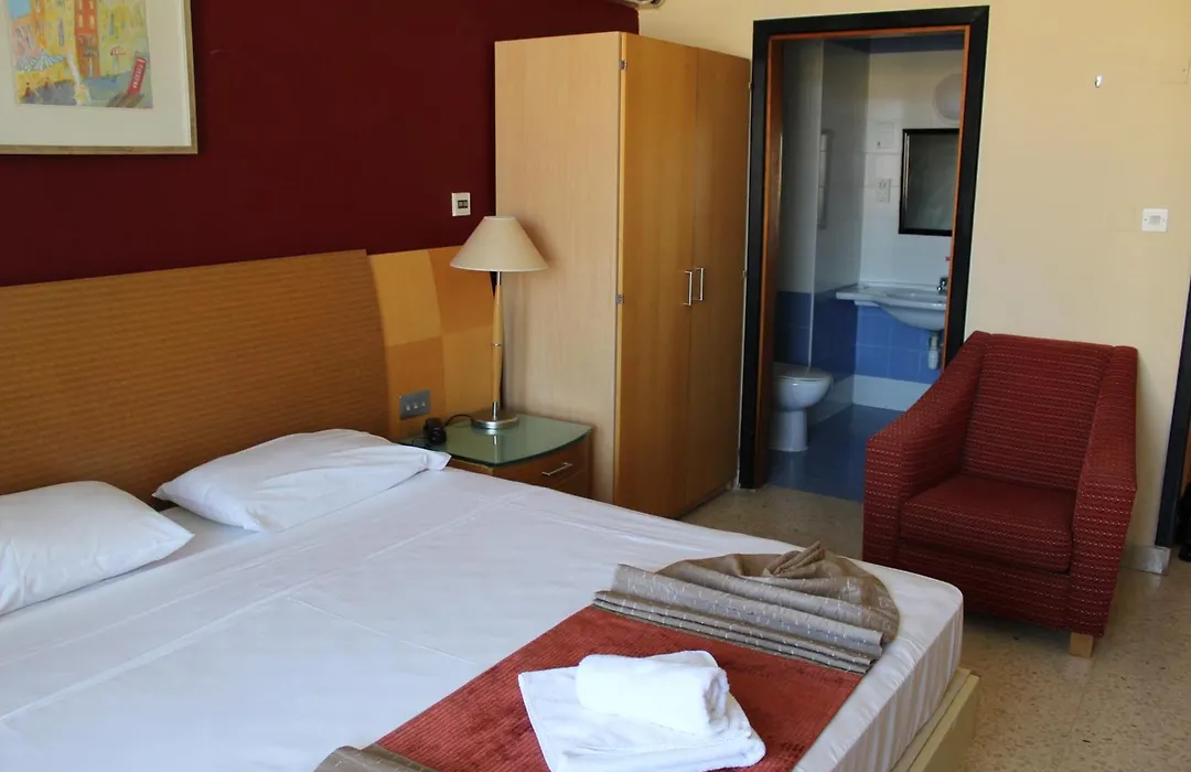 The St. George'S Park Hotel-1