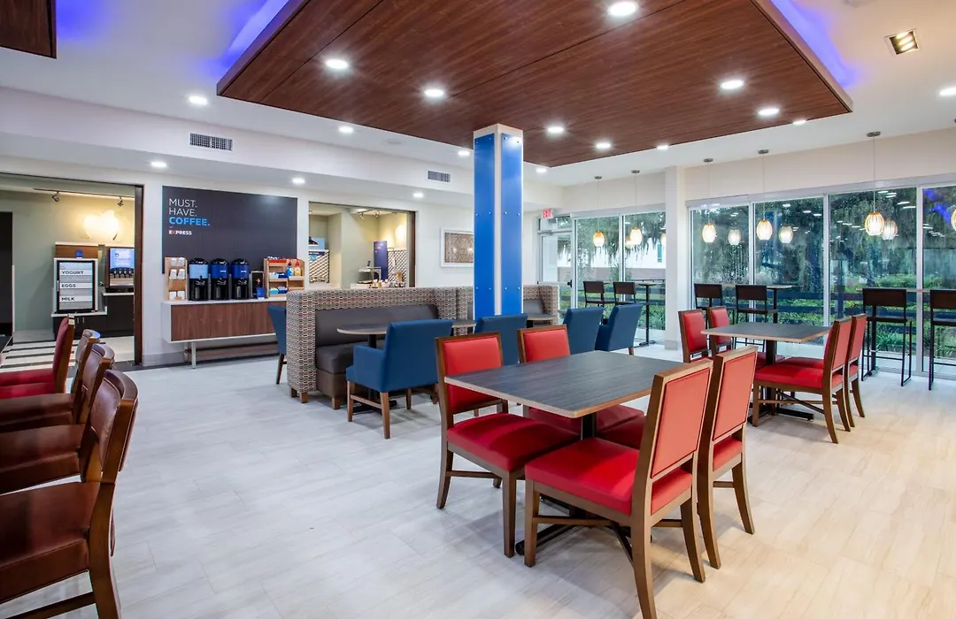 Holiday Inn Express & Suites - Deland South By Ihg-1