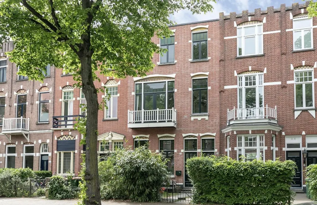 Mastbos Guesthouse Breda-1