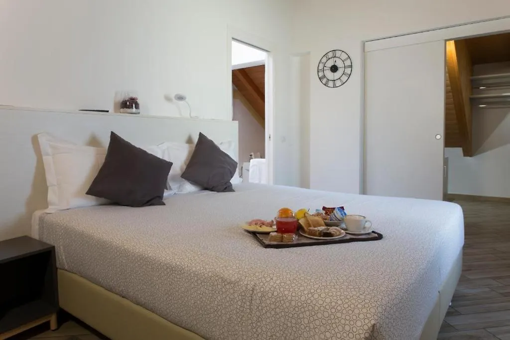 BHL SUITE Jacuzzi LEGNANO-1