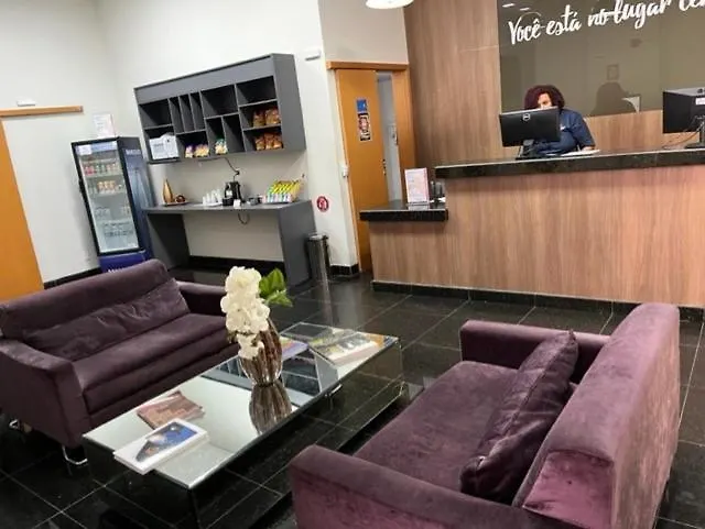Apartamento de luxo no Hotel Stop-Inn Cristiano Machado-1