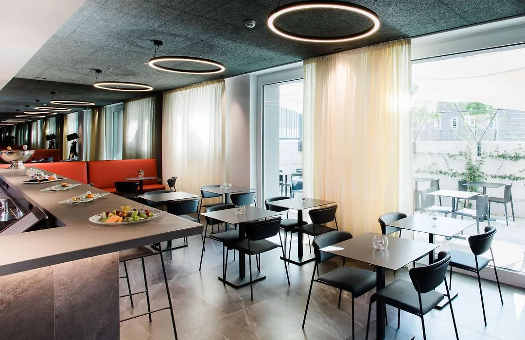 Amedia Hotel Milan, Trademark Collection By Wyndham-1