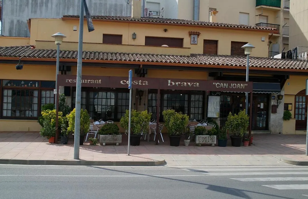 Pensio Costa Brava-1