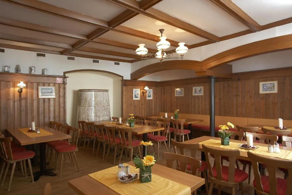 Altstadt-Hotel Zieglerbräu-1