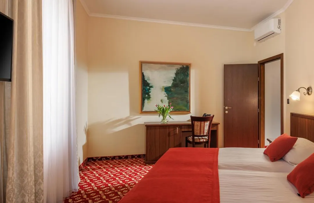 Hotel Continental-1