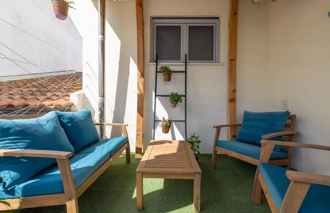 Pillows Peniche Townhouse-1