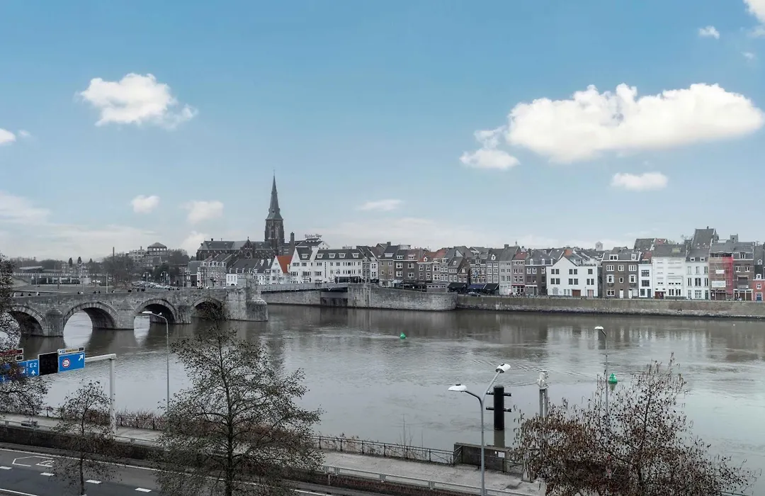 Easyhotel Maastricht City Centre-1