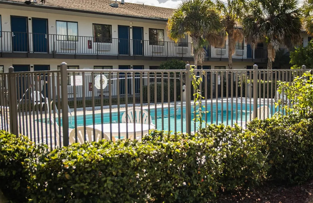 Motel 6-Ft. Pierce, Fl-1