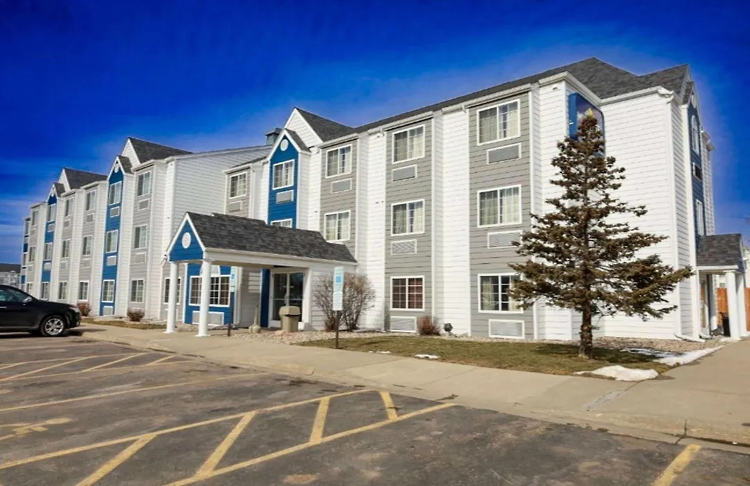 Microtel Inn & Suites By Wyndham Sioux Falls-1