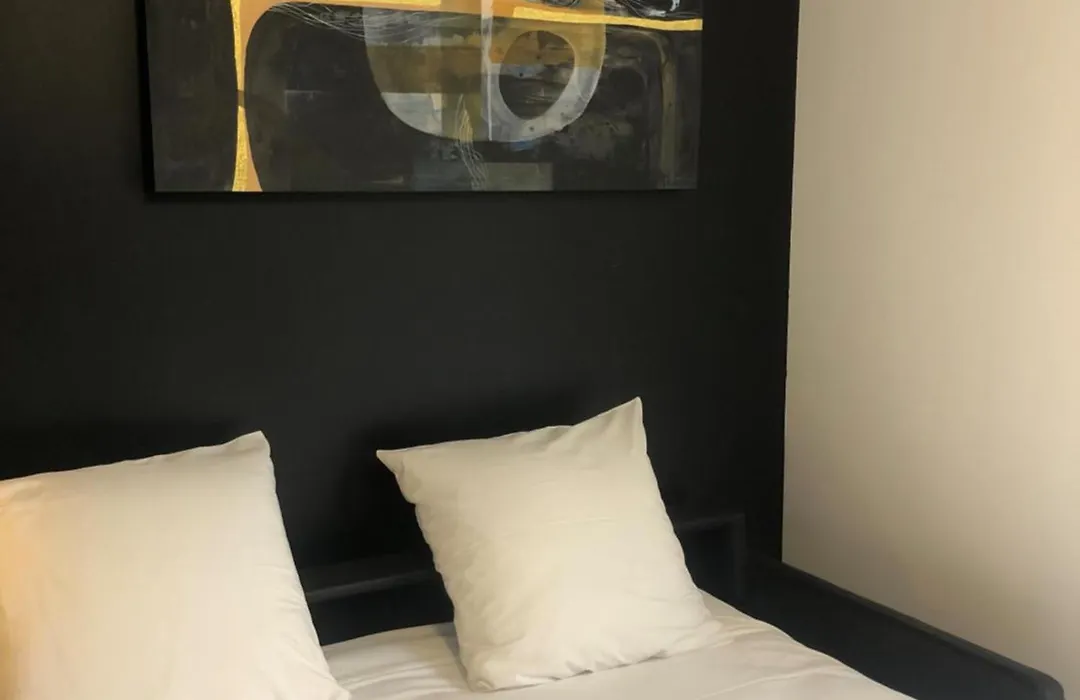 Une chambre à Neuilly Guest house-1