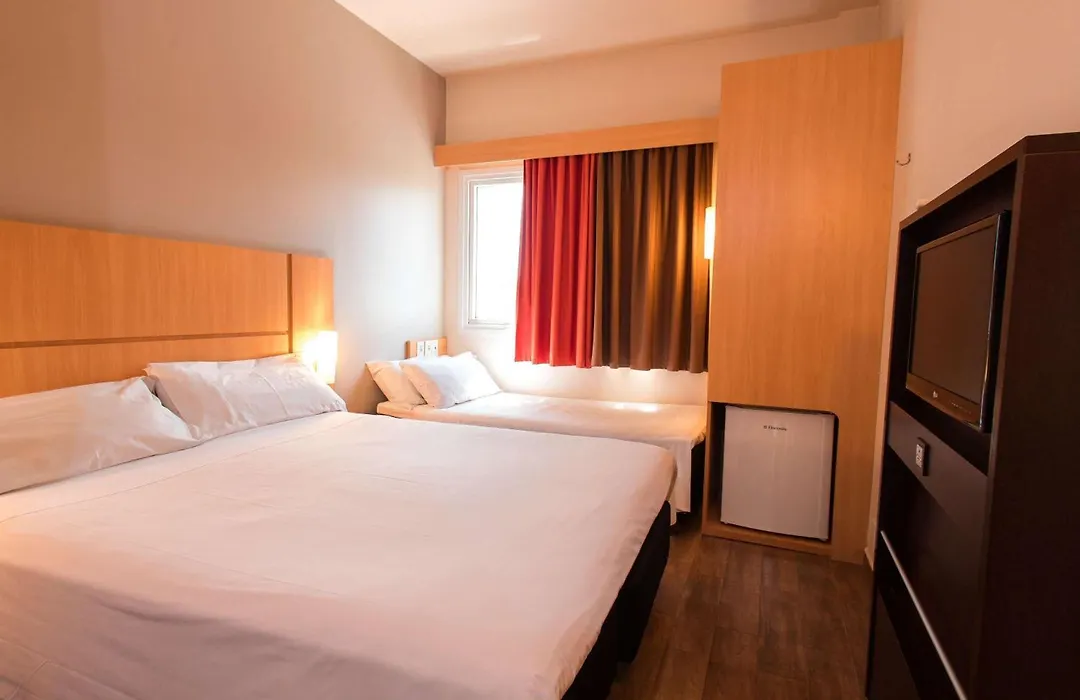 Ibis Presidente Prudente Manoel Goulart-1