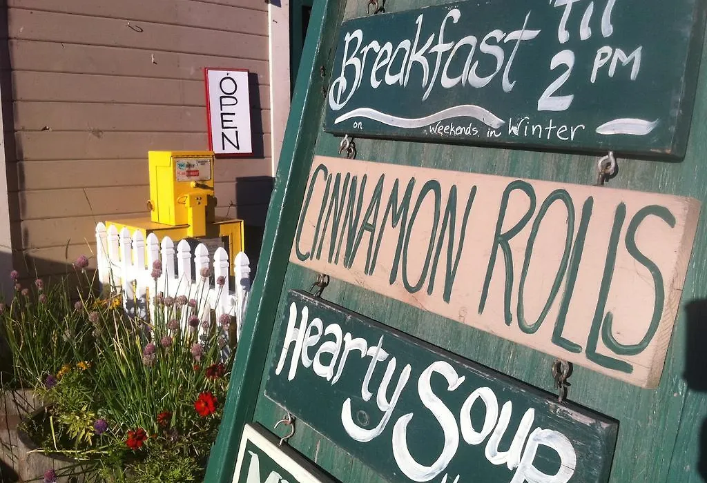 Talkeetna Roadhouse-1