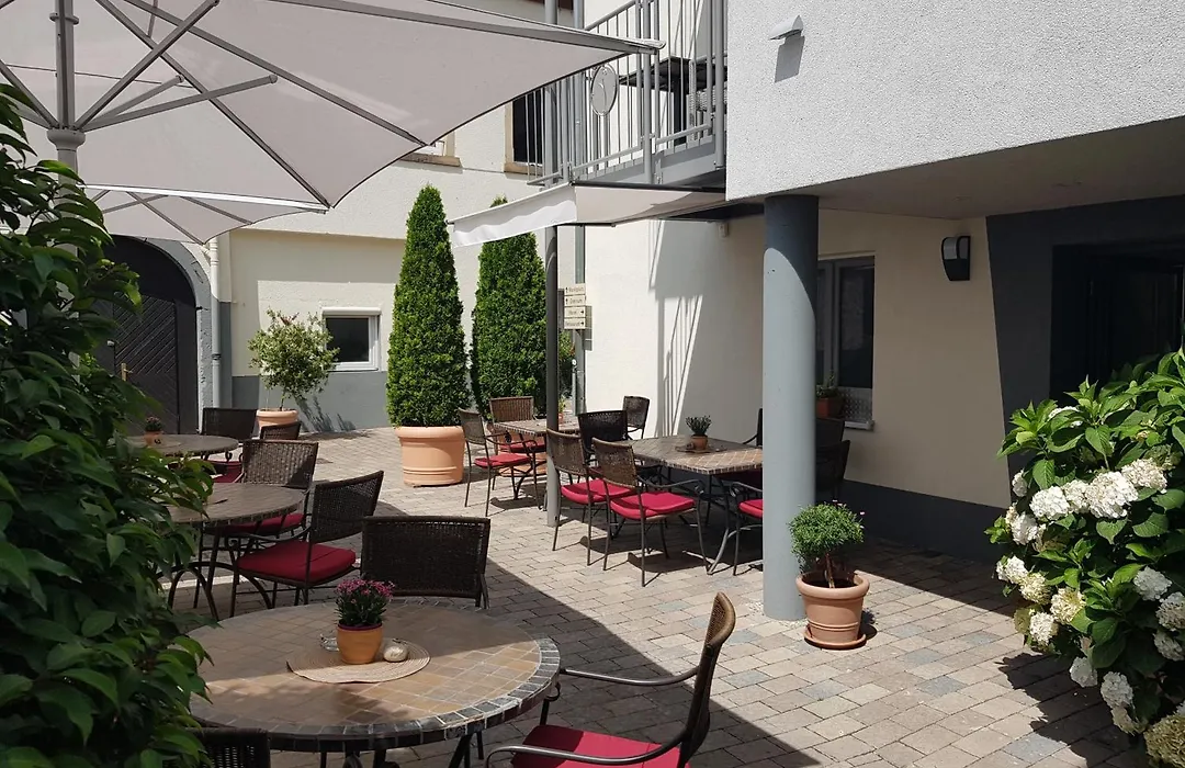 Hotel-Restaurant Pfälzer Hof-1