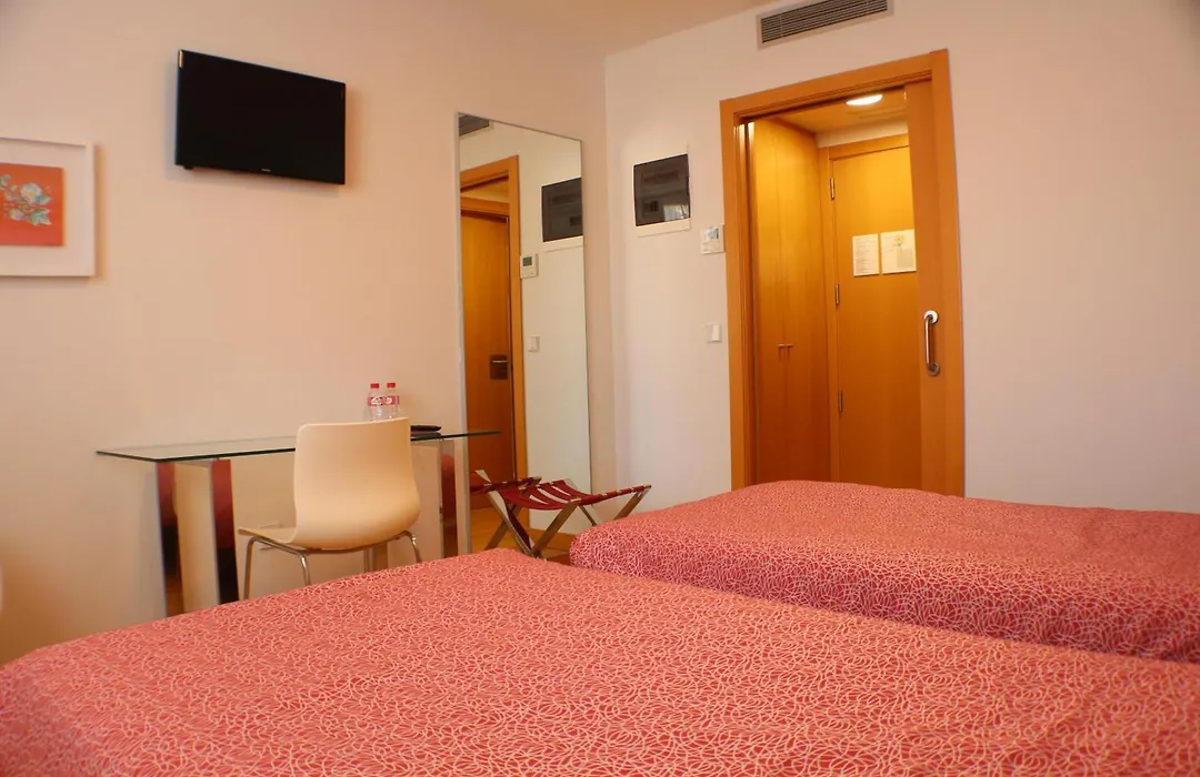 Hotel Picos De Europa-1