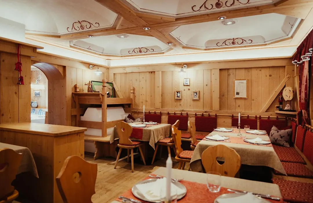Hotel Alpenrose-1