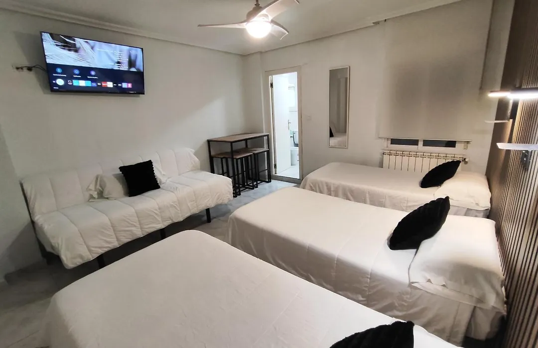 Hostal Lucy-1