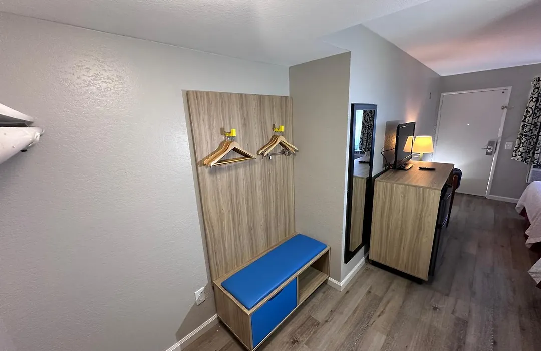 Days Inn By Wyndham San Marcos-1
