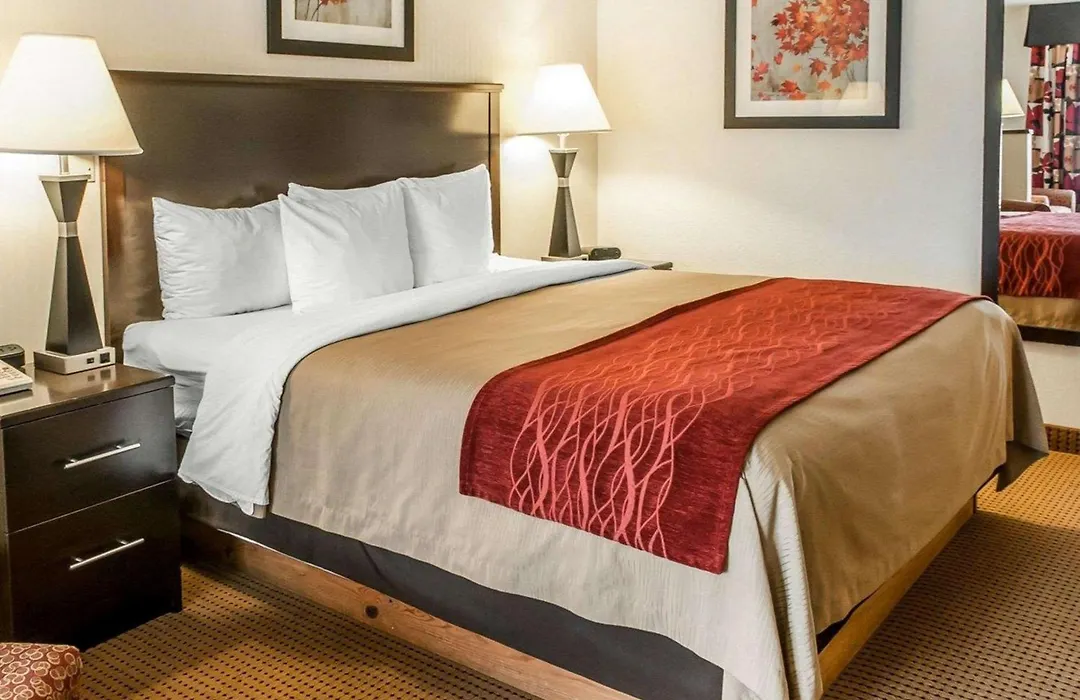 Quality Inn & Suites Farmington-1