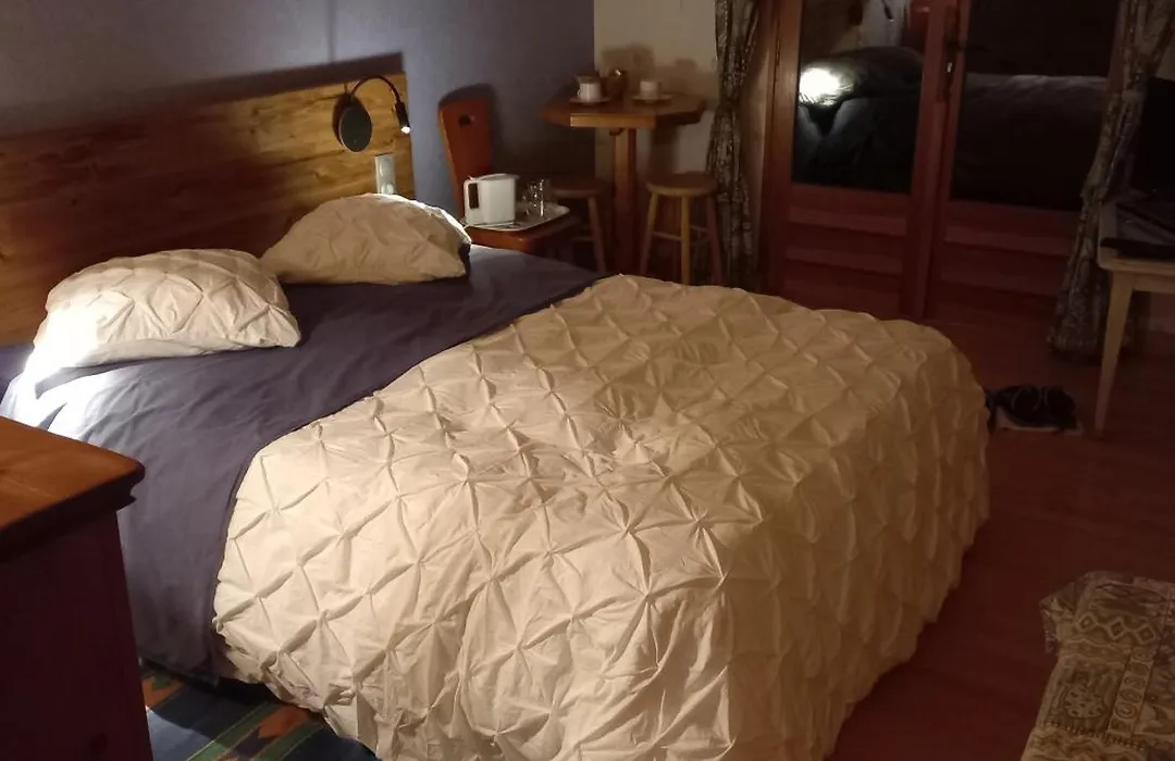 L'Eterlou Chambres d'Hote-1