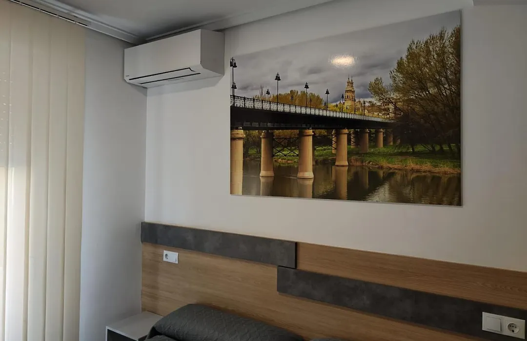 Hostal Rioja Condestable-1