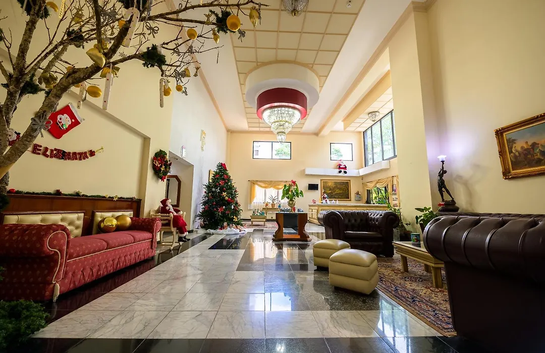 Rovi Plaza Hotel-1
