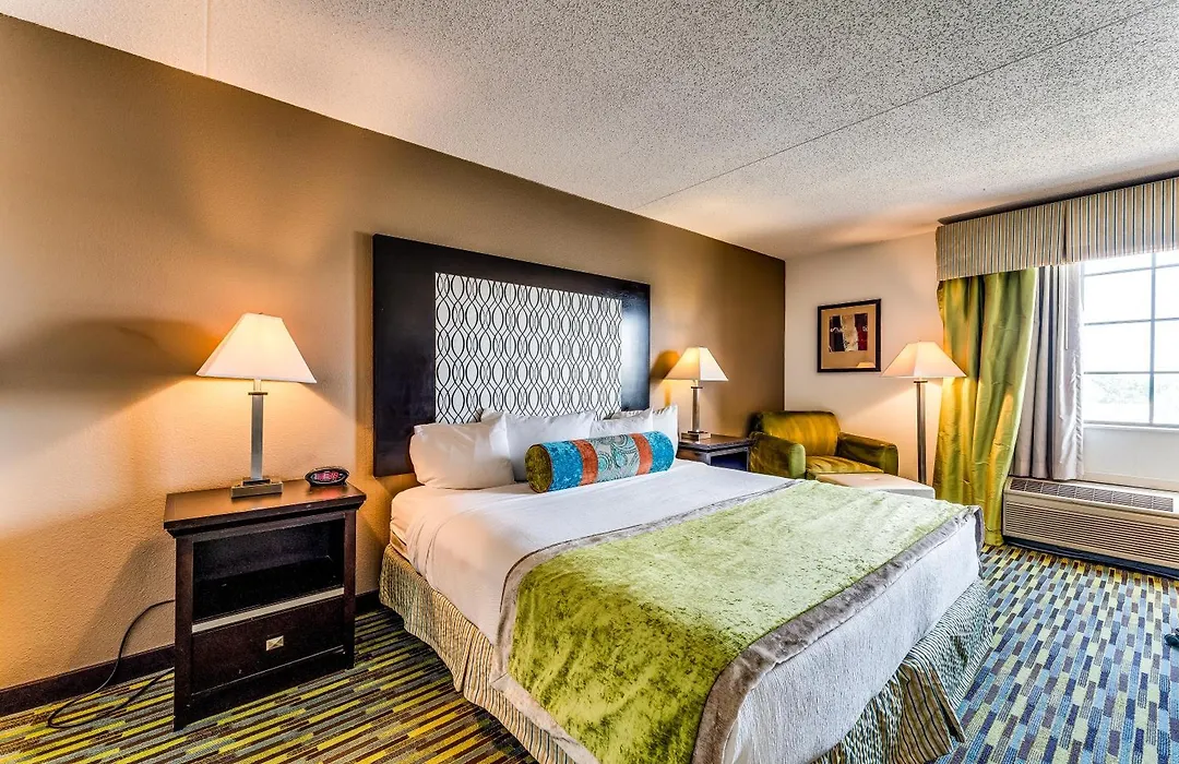 Wyndham Garden Wichita Downtown-1