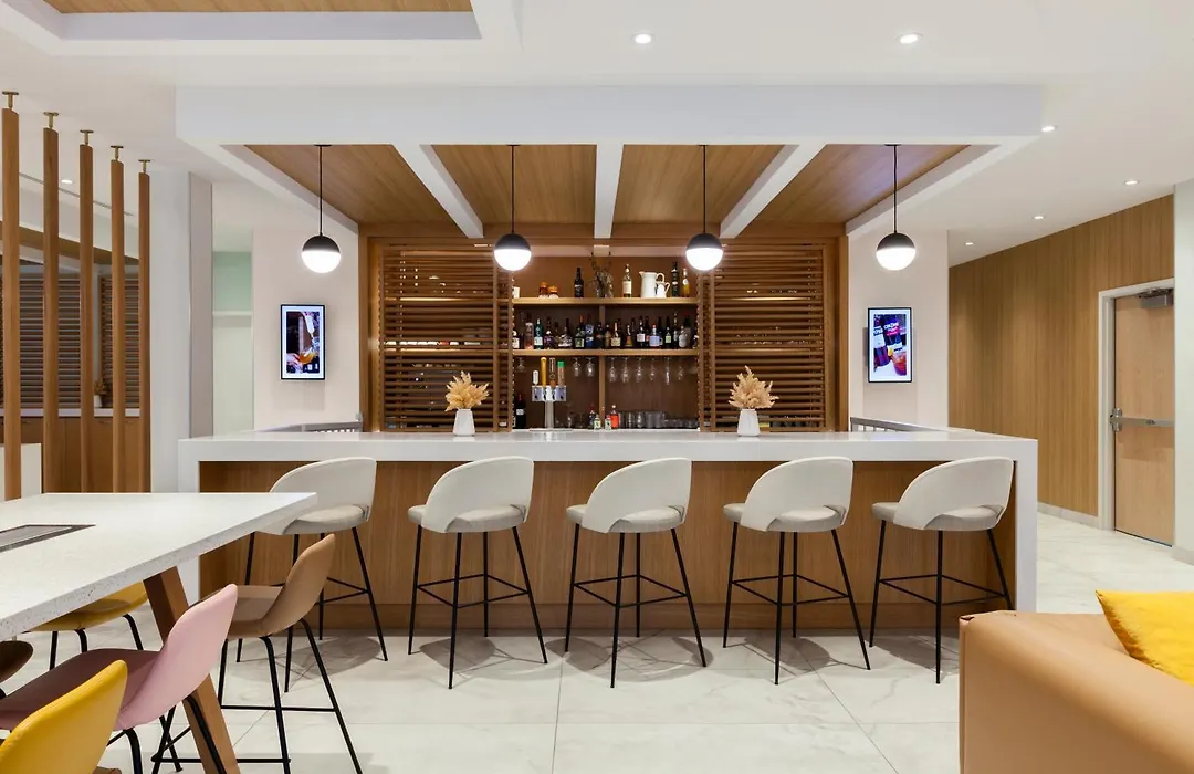 Strata Hotel-1