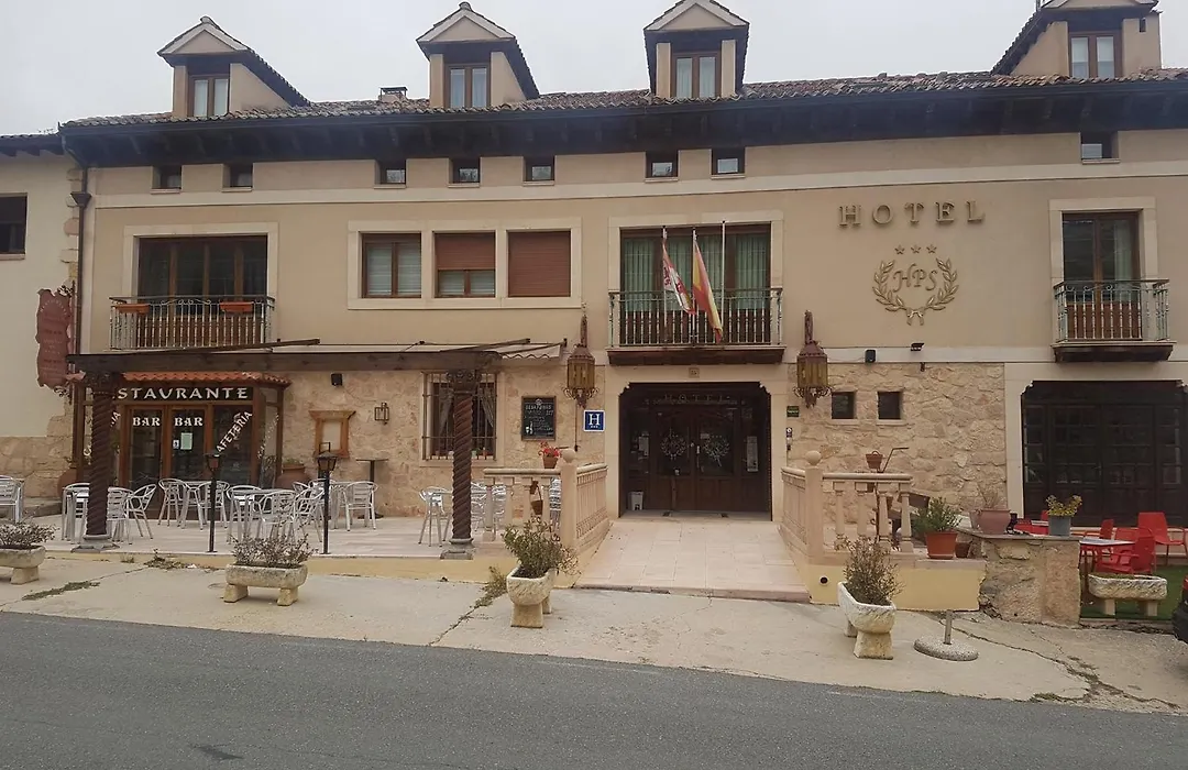 Hotel Puerta Sepúlveda-1