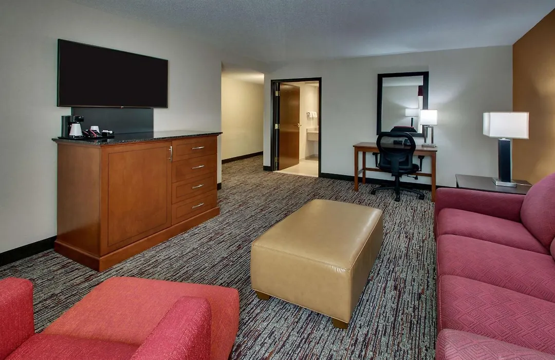 Drury Inn & Suites Bowling Green-1