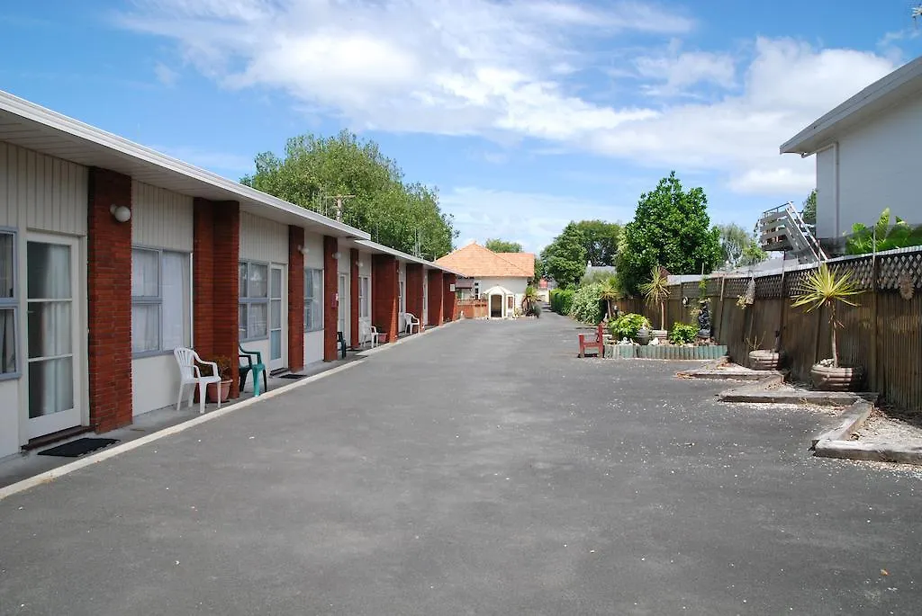 Manhattan Lodge Motel-1