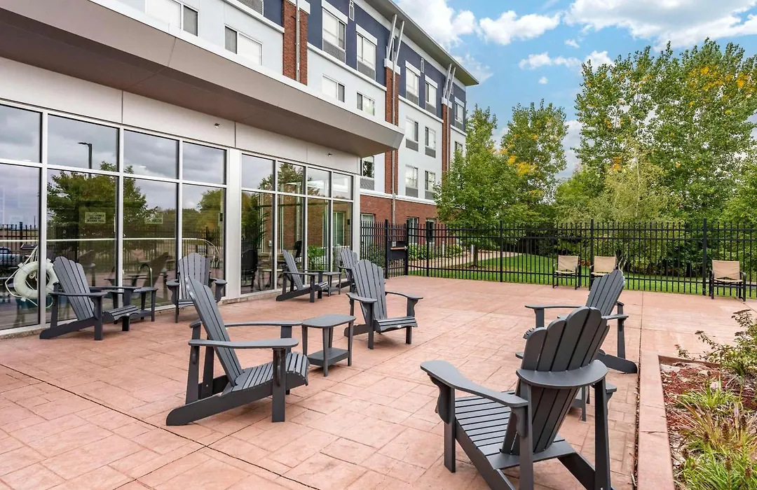 Cambria Hotel Minneapolis Maple Grove-1