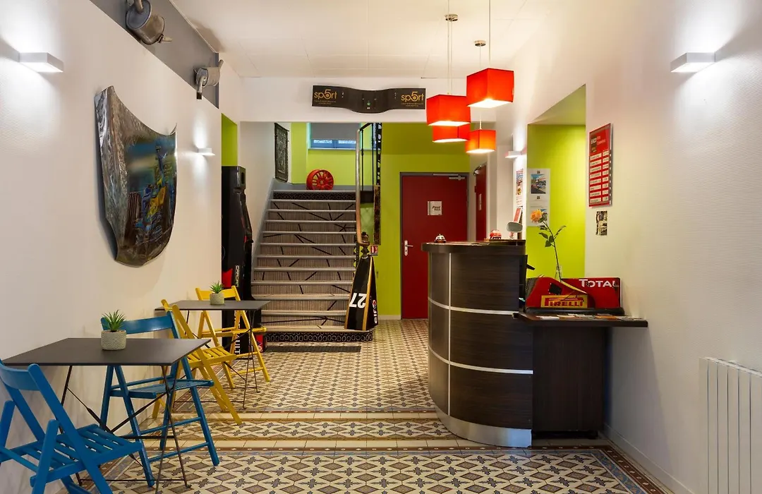 Enzo Hotels Contrexeville-1