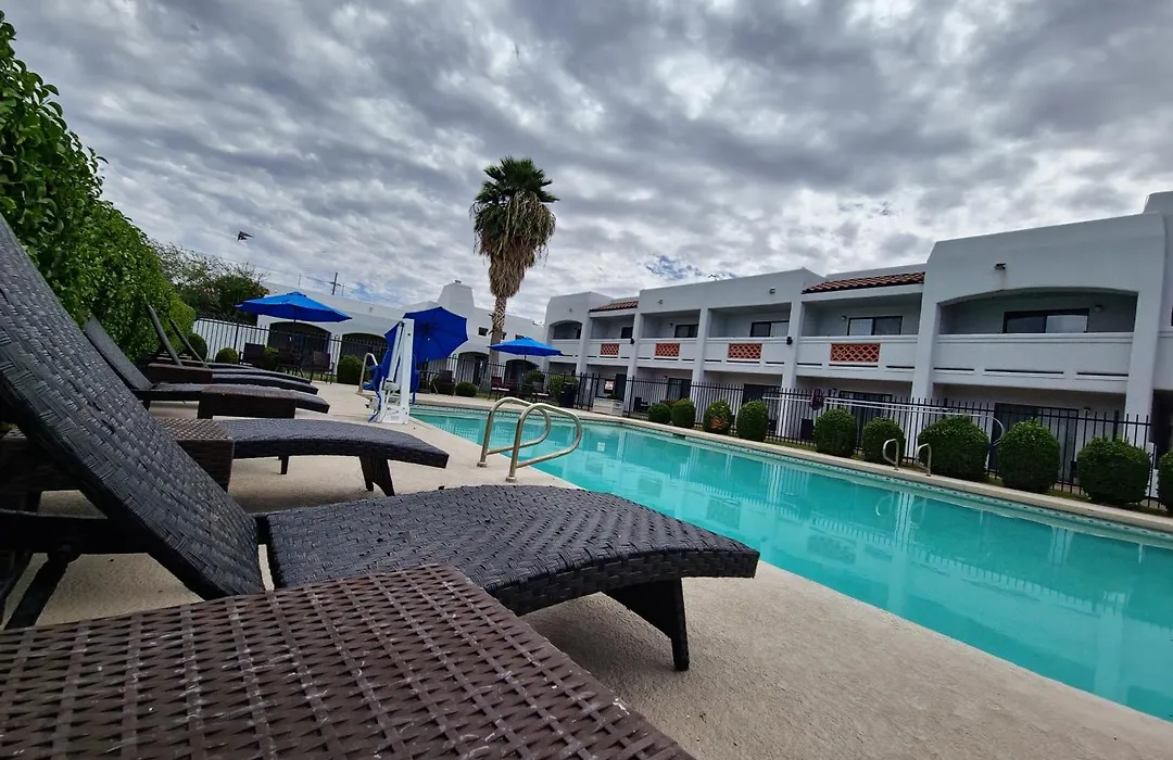 Los Viajeros Inn-1