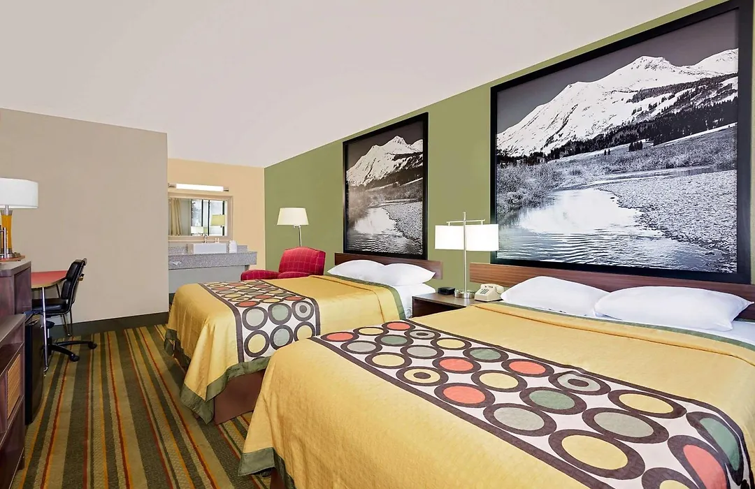 Super 8 By Wyndham Denver Central-1