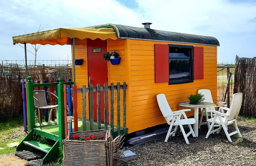 B&B boerderij rust, in pipowagens!-1