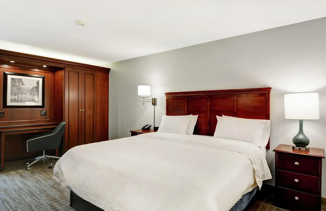 Hampton Inn Beckley-1