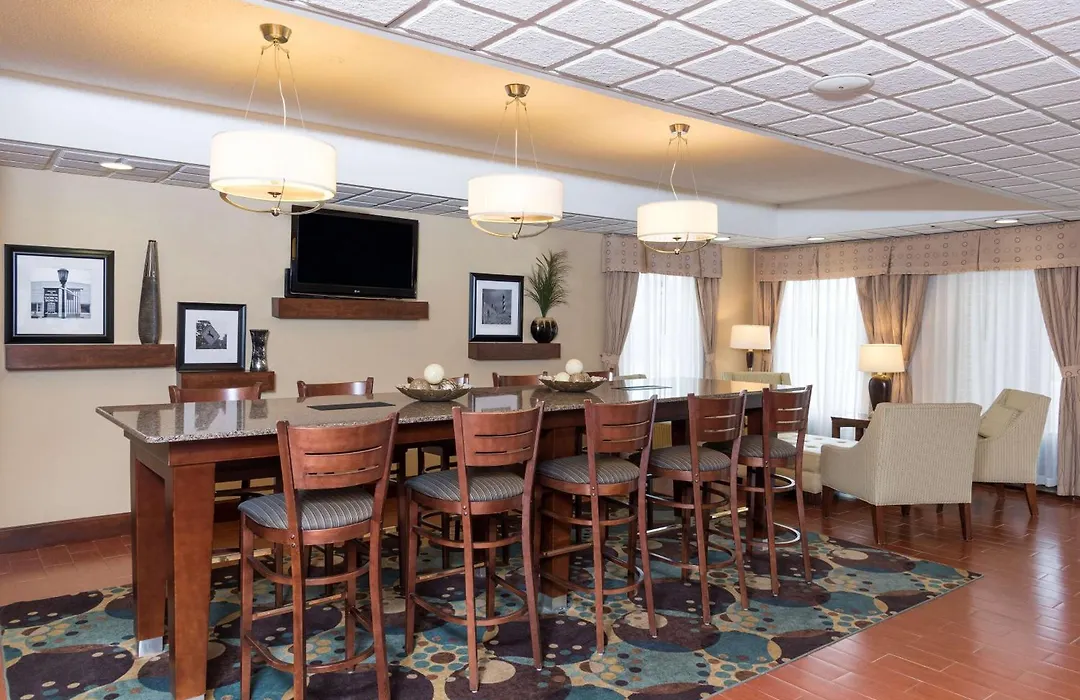 Hampton Inn Port Huron-1